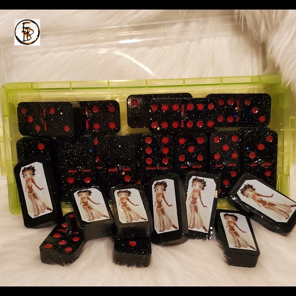 Customized Betty Boop Inspired Dominos - Picture 2 of 2